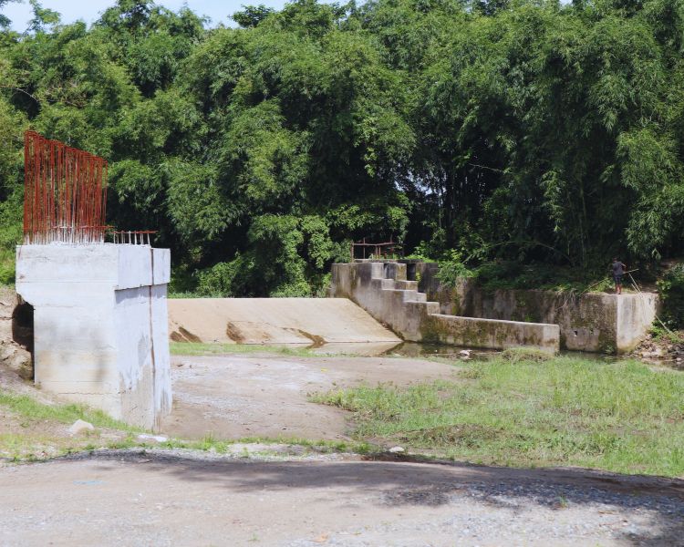 Buddha Marga ko Pathari Khola ma Pul (Bridge)